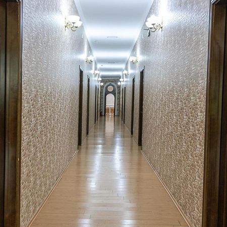Chabiant Guesthouse Chateau Monolit Ikinci Yeniyol Kültér fotó